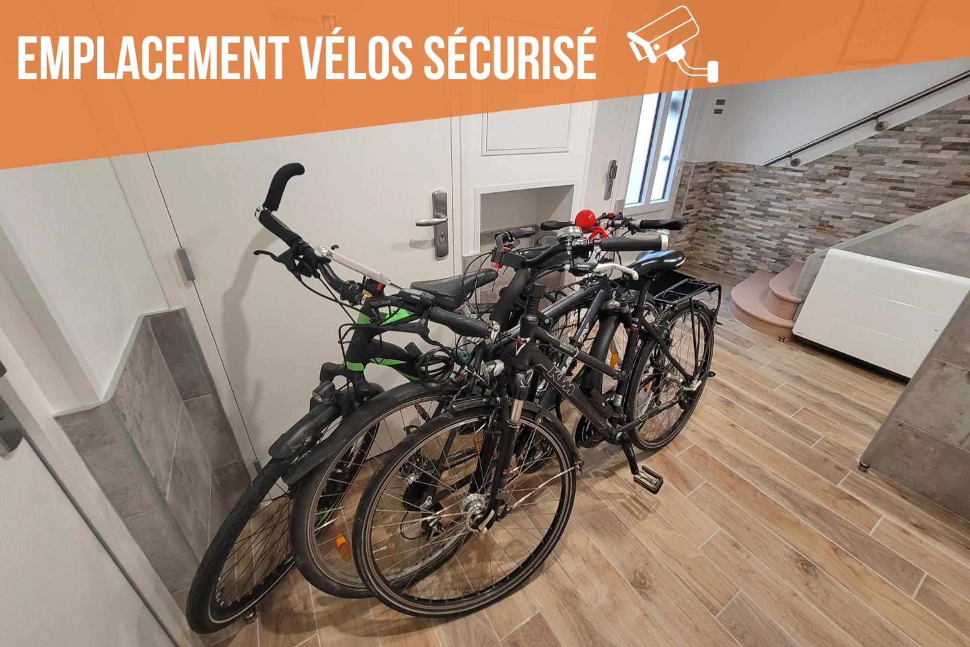 Promenade D'Automne - Netflix & Wifi - Climatisation- Parking Gratuit - Check-In 24H24 - Emplacement Velos - Goodmarning Châlons-en-Champagne Esterno foto